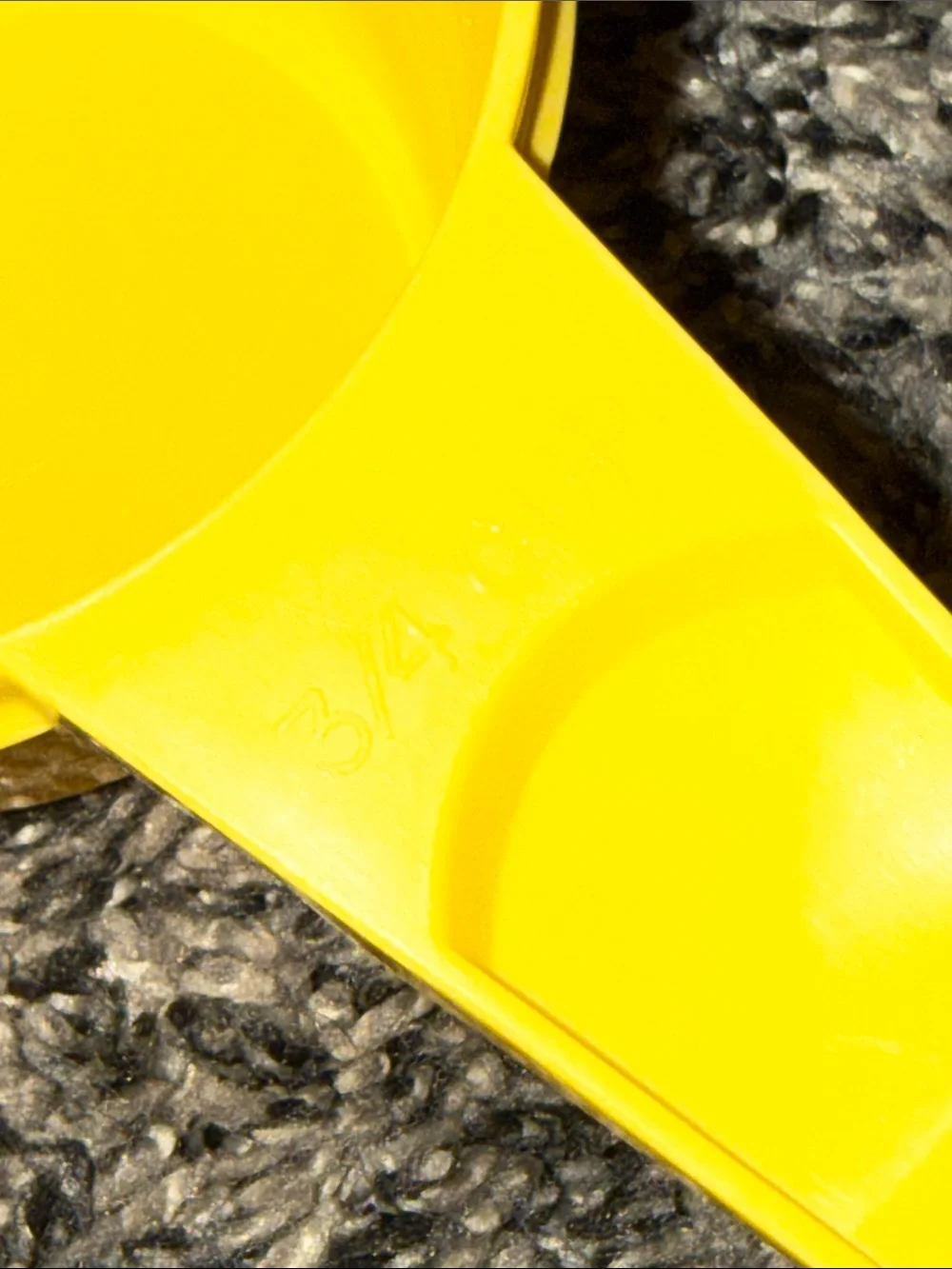 Vintage Tupperware nesting measuring cups